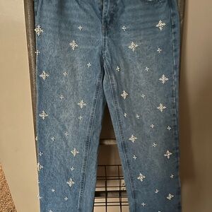 Elegant Embellished Women's Banjara jeans with white pearls